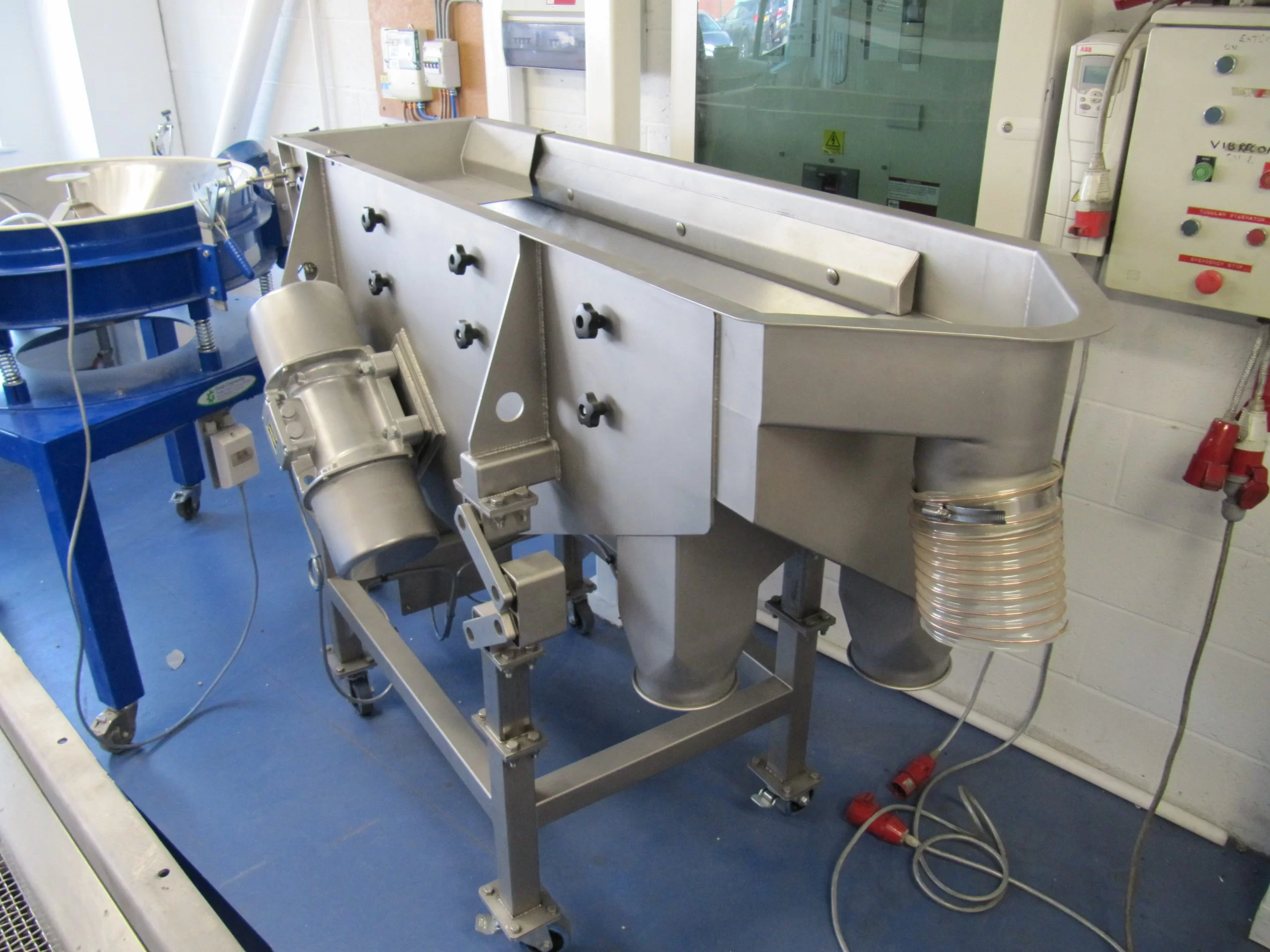 Gough Linear Vibrating Screen Lab Equipment for Food Industry