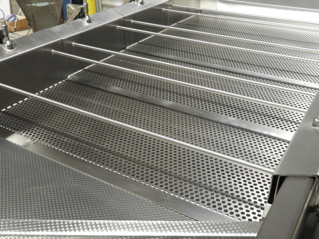 A chocolate screening sieve